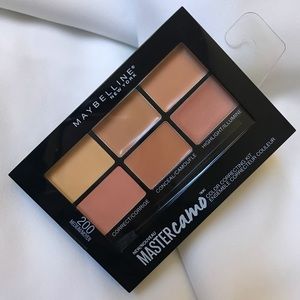 Maybelline New York Master Camo Color Correcting Kit in Medium